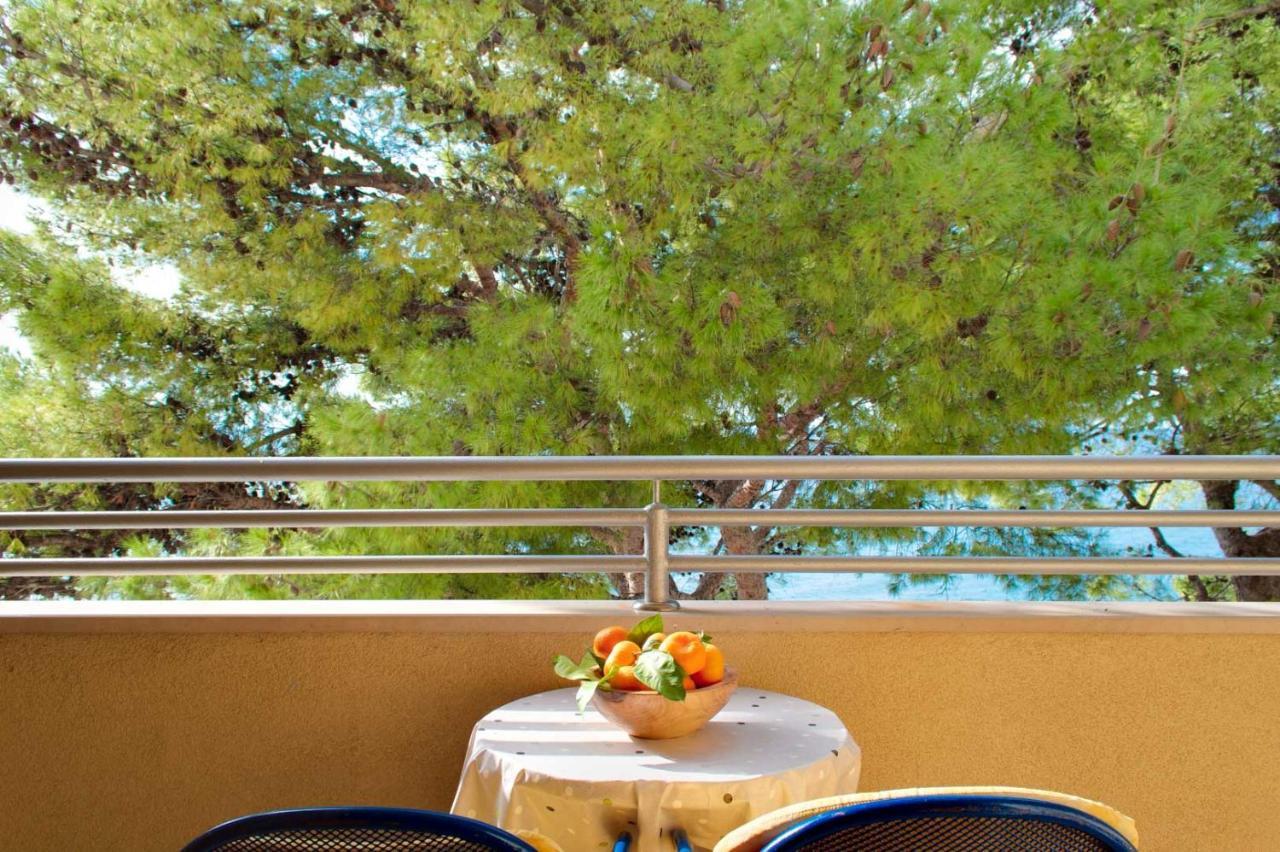 Apartments Promenada - Beachfront Tucepi Ngoại thất bức ảnh