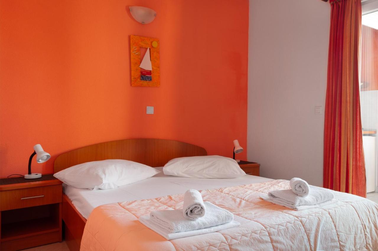Apartments Promenada - Beachfront Tucepi Ngoại thất bức ảnh